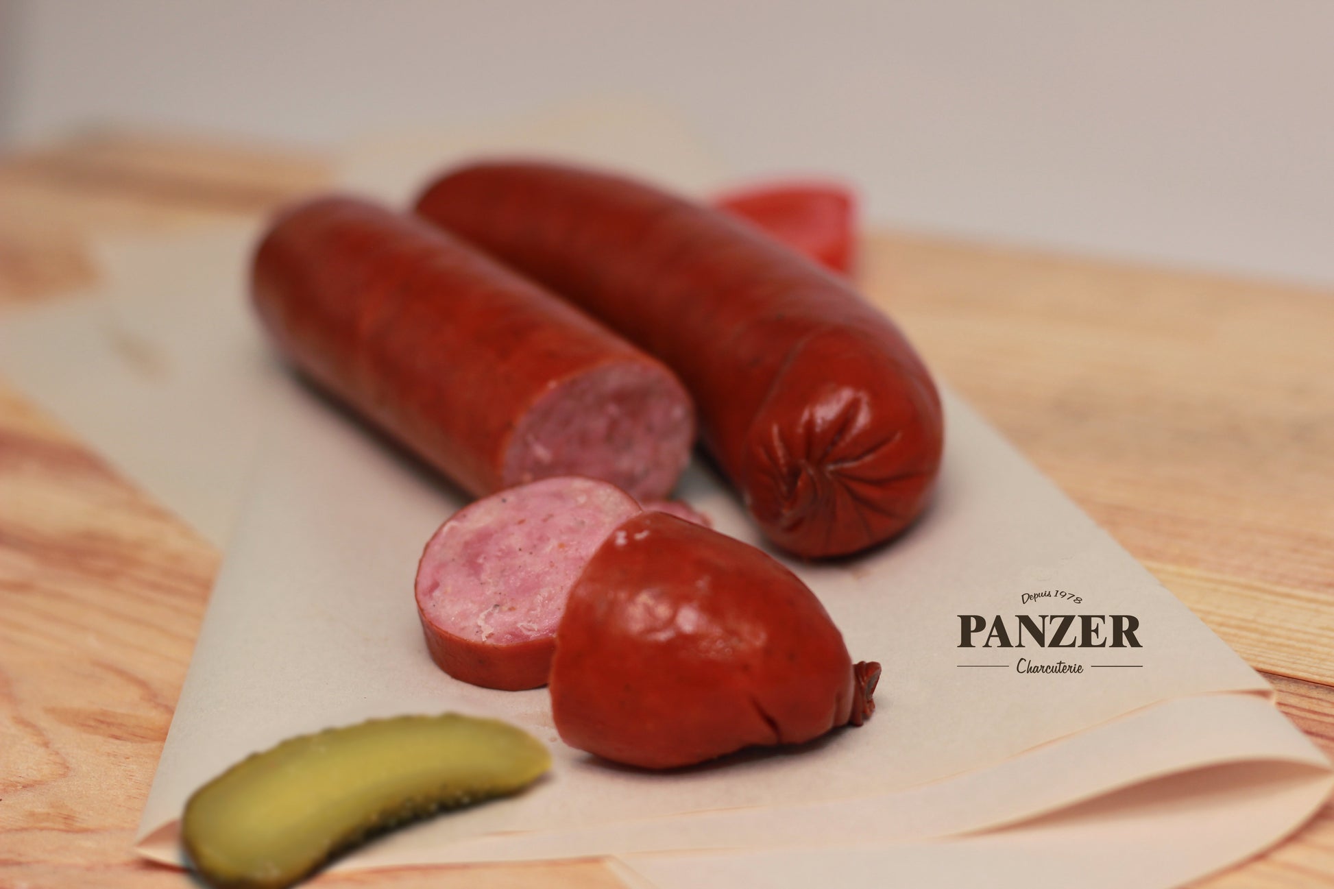 Saucisses de boeuf fumee - Panzer Charcuterie